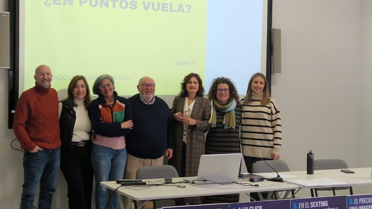Diputación de Huelva aborda los riesgos tecnológicos en menores con una jornada formativa