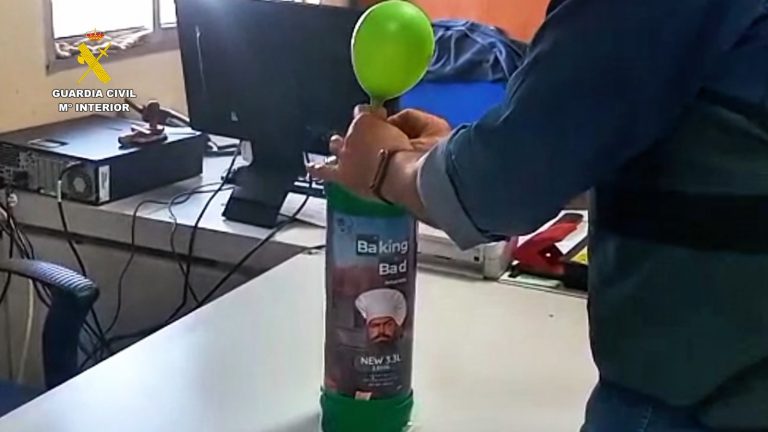 Dos personas investigadas por vender óxido nitroso, el ‘gas de la risa’, en zonas de ocio de Punta Umbría