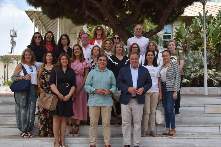 Punta Umbría impulsa el empleo y la formación con el programa ‘Caracola’ para mayores de 45 años