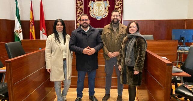 El PSOE de La Palma del Condado rechaza los presupuestos de 2026 por recortes y falta de inversión