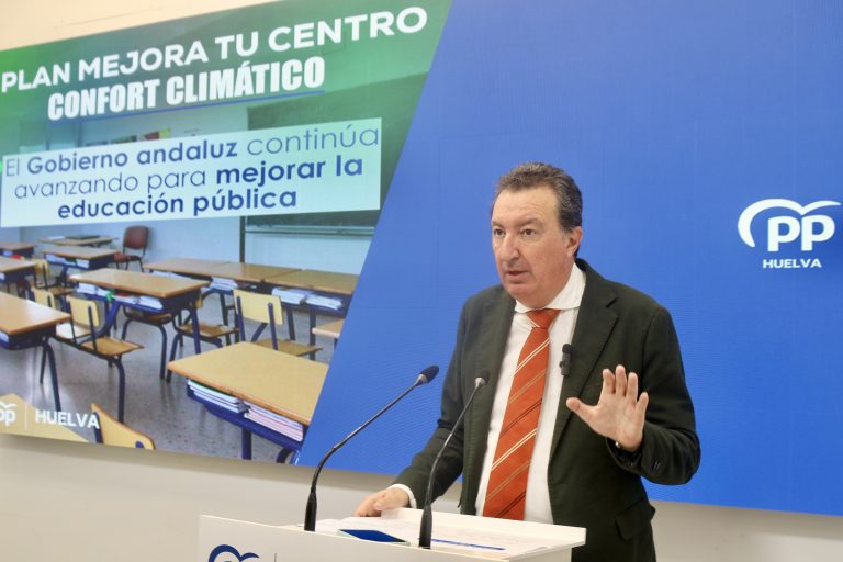 El PP destaca una inversión de 3,9 millones para mejorar la climatización en 244 colegios públicos de la provincia de Huelva