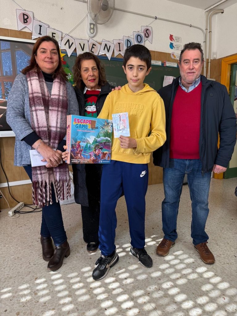 El Puerto de Huelva respalda el talento infantil en el IX Certamen de Postales Navideñas del Cautivo de Corrales