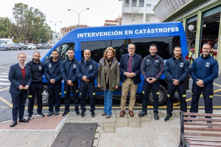 Bomberos Unidos sin Fronteras de Huelva parte hacia Ecuador para actuar en zonas afectadas por inundaciones