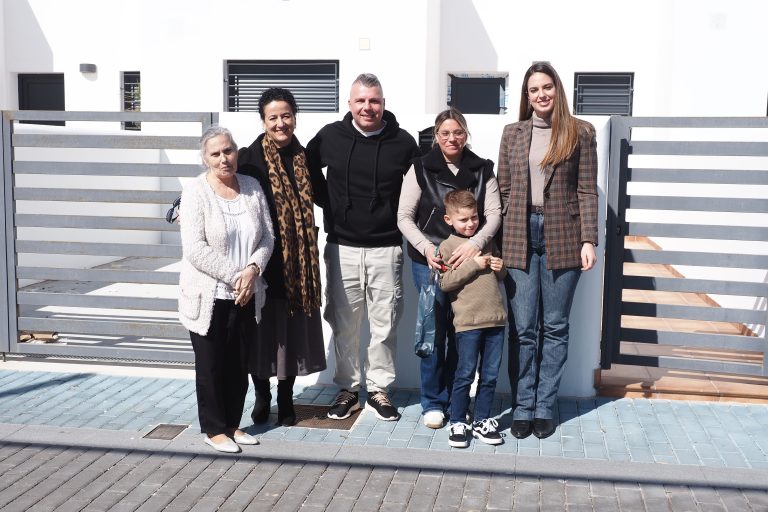 Palos de la Frontera impulsa el acceso de los jóvenes a la vivienda con ayudas de hasta 16.000 euros y bonificaciones hipotecarias