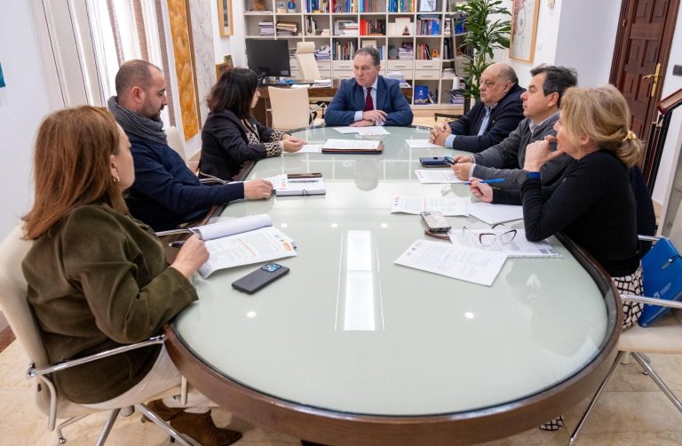 Diputación garantiza la continuidad del proyecto de intervención social con la comunidad gitana en el Andévalo