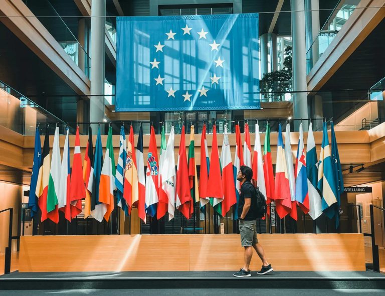 Buscan jóvenes de Huelva para participar en un proyecto europeo contra la desinformación y por la democracia