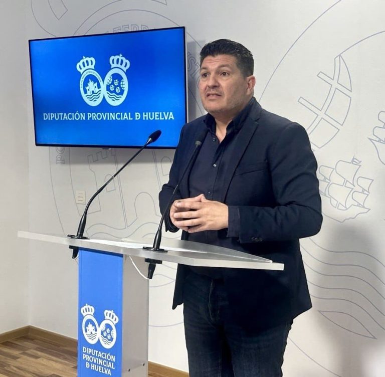 Toti pide rehacer “desde cero” el proyecto de la antigua estación de Renfe y exige aclaraciones por los vertidos en Villarrasa