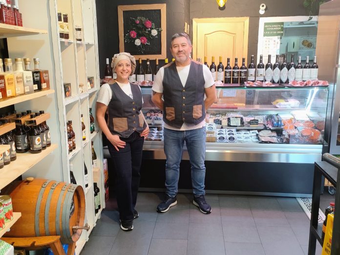 CARNICERÍA CHARCUTERÍA ENRIQUE MARTÍNEZ